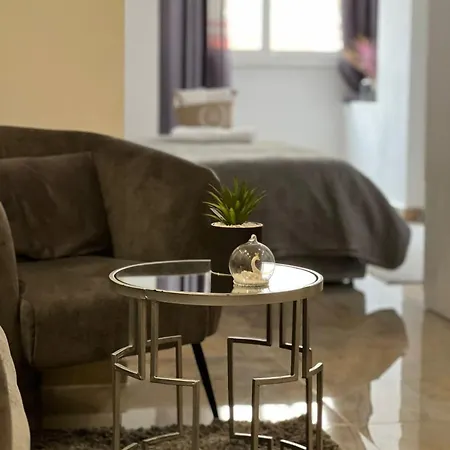 Διαμέρισμα Regal 2 *
